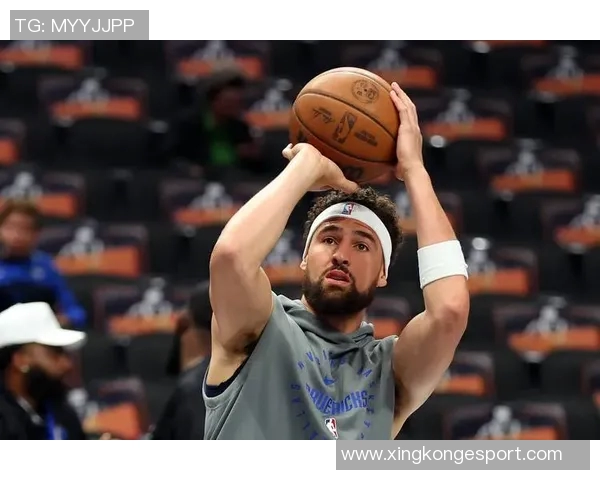 克莱汤普森逆袭之路单节狂砍37分单场14记三分震撼全场的传奇表现