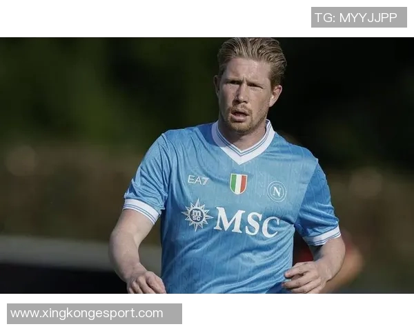 那不勒斯恢复训练孔蒂因故缺席至下周一