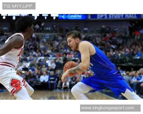 克里斯蒂全场表现出色三分球命中率高效助球队逆转胜利