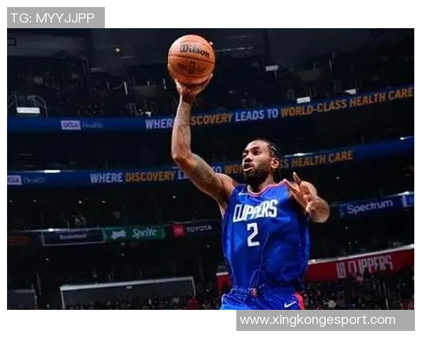 莱昂纳德仍未参与对抗训练今日有限制性参与球队训练情况更新 莱昂纳德仍未参与对抗训练今日有限制性参与球队训练情况更新