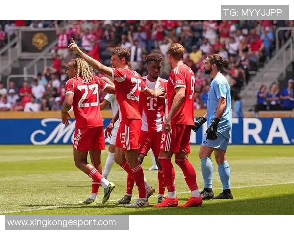 拜仁客战法兰克福海报发布奥利塞带球冲锋全力争胜