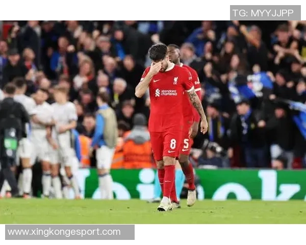 早报聚焦:圆神轻松获胜阿隆索迎关键战齐祖与渣叔或执掌皇马教鞭 早报聚焦:圆神轻松获胜阿隆索迎关键战齐祖与渣叔或执掌皇马教鞭