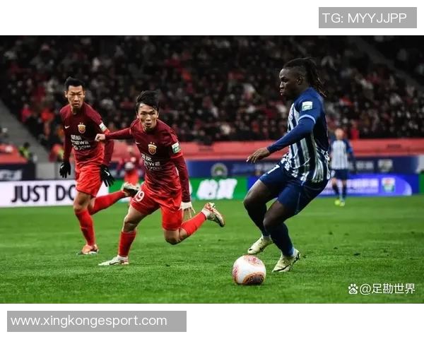 前海港外援奥斯卡晒训练照后因病决定退役引发关注