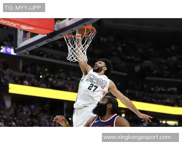 哈登表现不佳17投5中失误频繁但罚球稳定助球队保持颜面