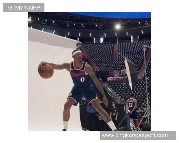 泰伦卢透露比尔因背部受伤缺席比赛原因分析 泰伦卢透露比尔因背部受伤缺席比赛原因分析